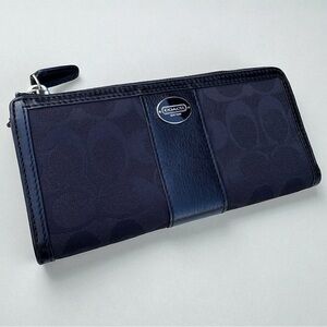 Coach Zip Wallet Signature Jacquard Black Size 8"x4"